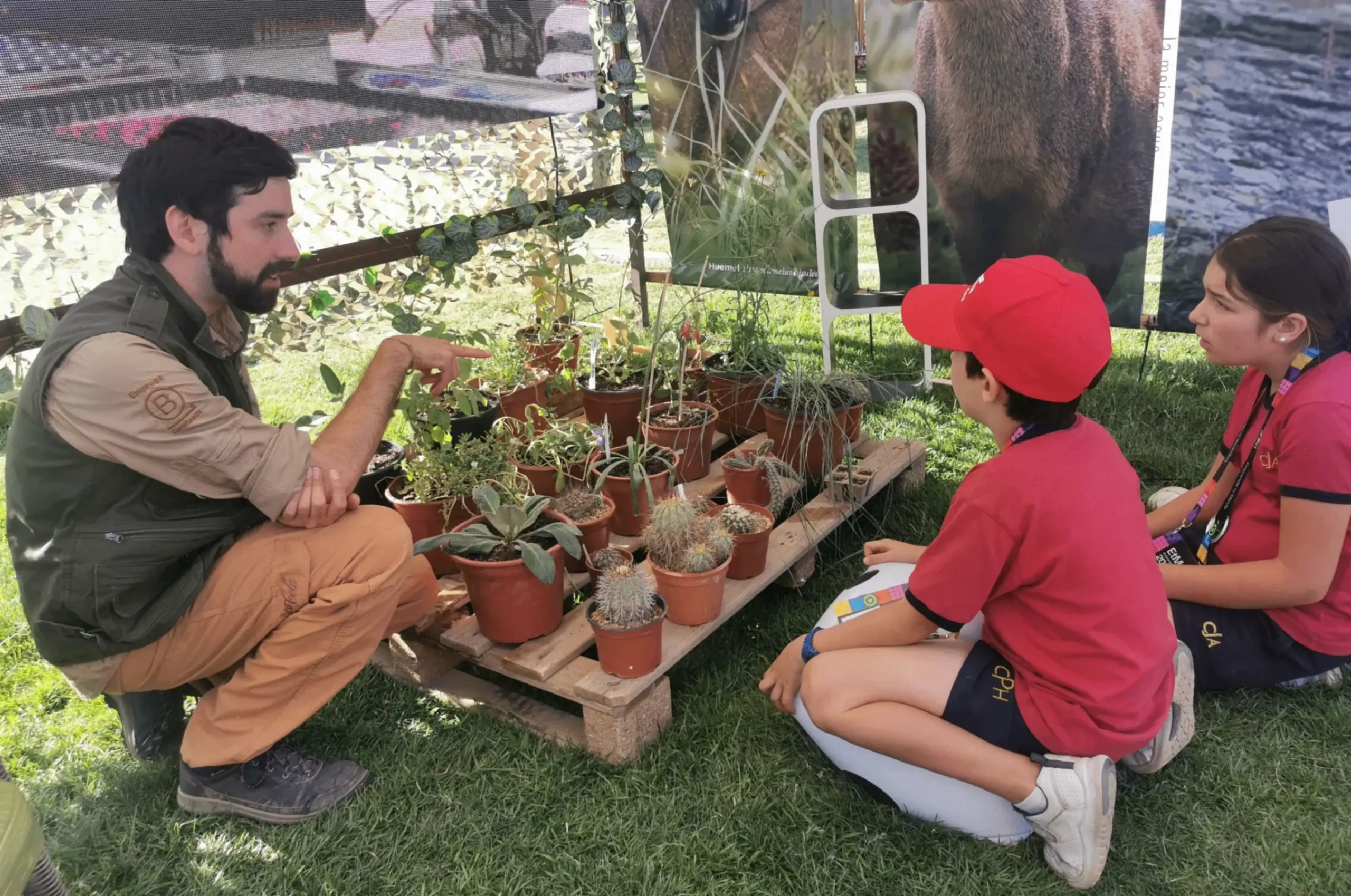 Fundación Bioparque BuinZoo participa en ETM Day para fortalecer alianzas en zooterapia y conservación: registro fotográfico 1 de 4